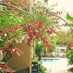 شقة فندقية دوف أبارت 4*