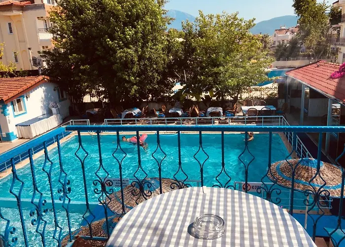 Aparthotel Dove 4*